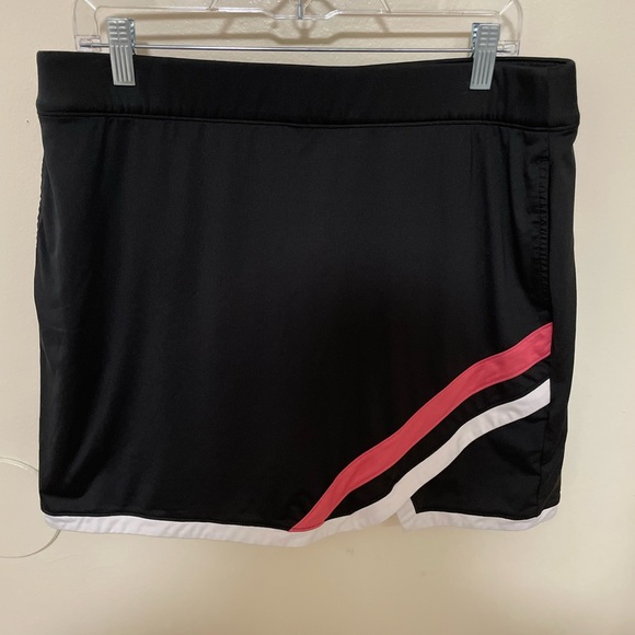 Izod Golf Dresses & Skirts - ✨Women’s Izod Golf Skort Size L